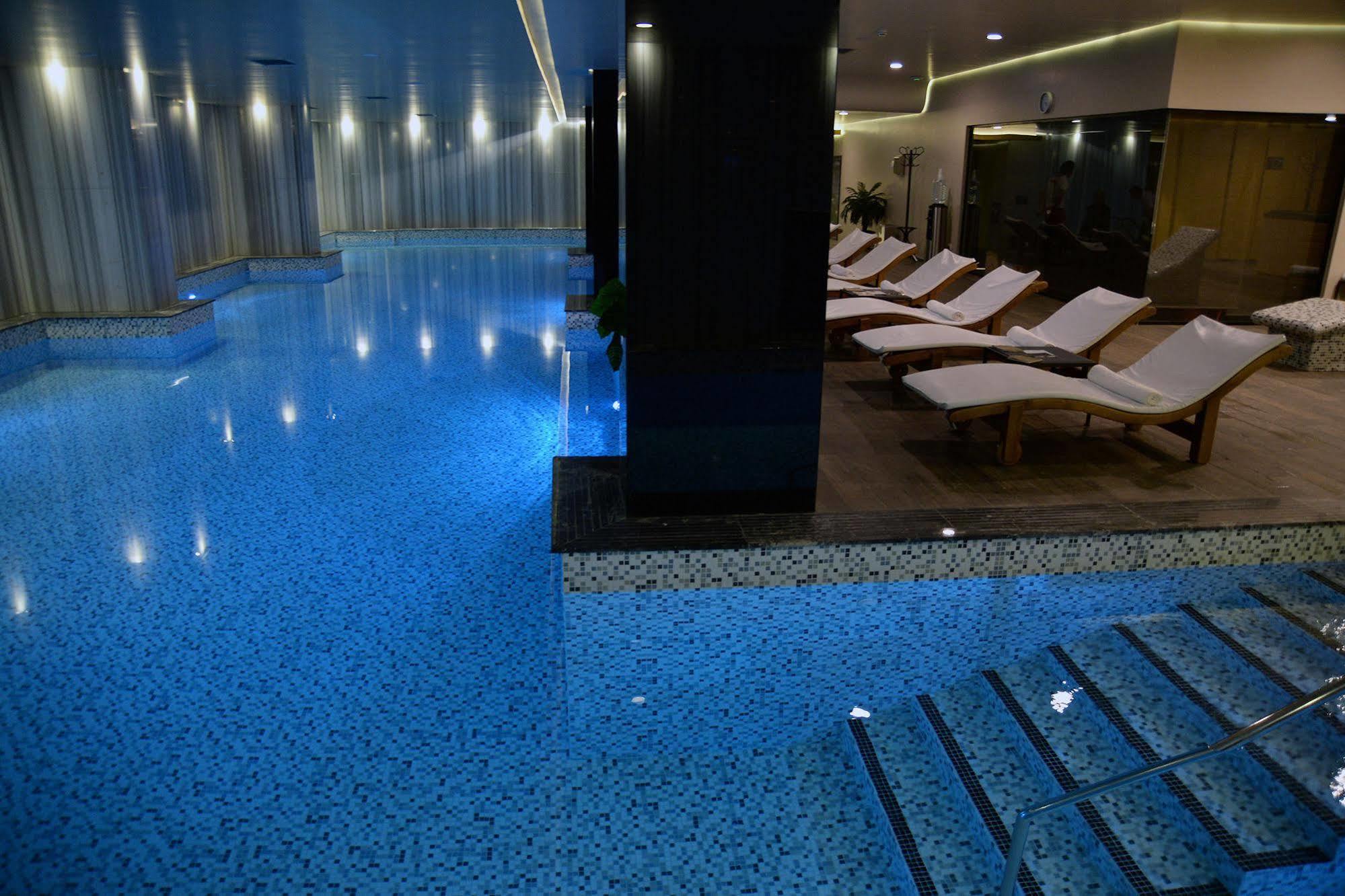 Hotel Russia 스코페 외부 사진